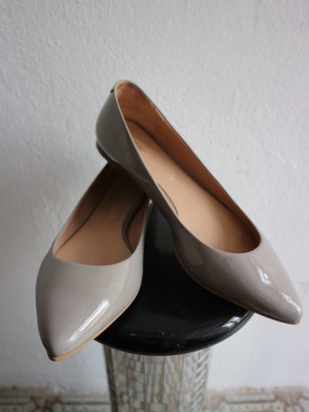 Schuhe Kiomi 40 in Grau