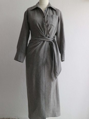 Kleid Zara Größe M  in Grau NEU!