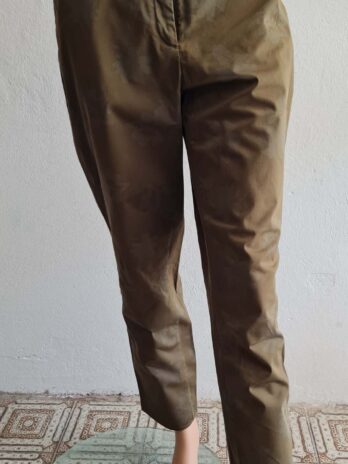 Hose „Comma“ 44 in Oliv/Gemustert
