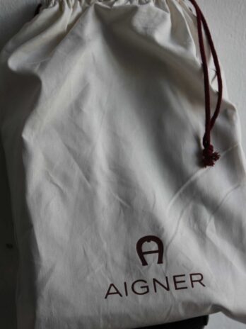 Tasche „Aigner“ in Beige|Weiß Br. 28cm Hö. 23cm NEU!