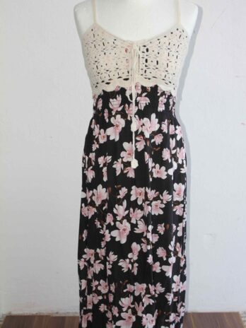 Kleid „Essentials“ 36 in Offwhite|Schwarz|Rosa Floral NEU!