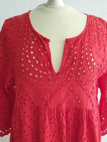Kleid „Catalano“Größe 40|42 in Rot Lochstickerei