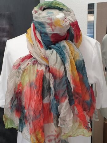 Schal “ Made in Italy “ in Bunt gemustert