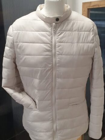 Steppjacke “ Sisley “ Größe 36 in Offwhite