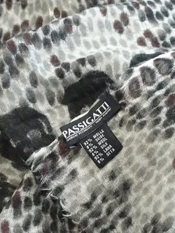 Schal “ Passigatti “ in Khaki/Oliv Wolle/Seide