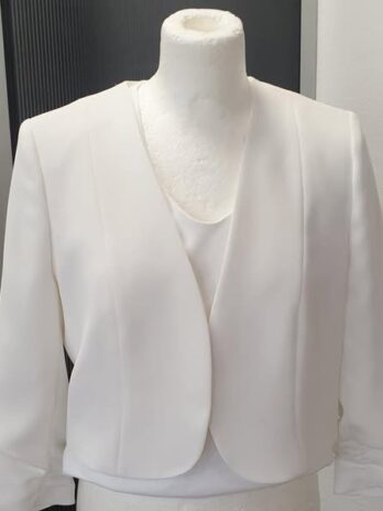 Bolero “ Comma “ Größe 38 in Offwhite