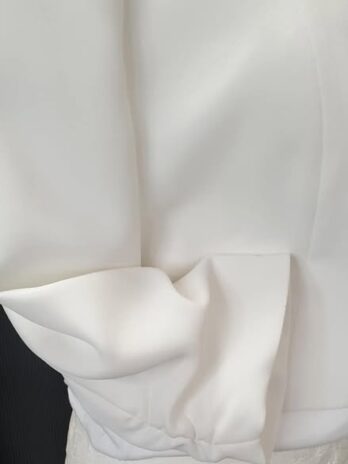 Bolero “ Comma “ Größe 38 in Offwhite