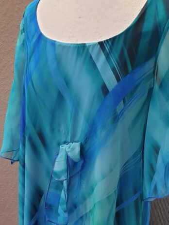 Kleid “ Eroke “ Größe 36 in Türkis/Blau gemustert