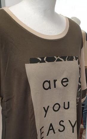 Shirt “ Jones “ Größe 42 in Beige/Khaki/Print