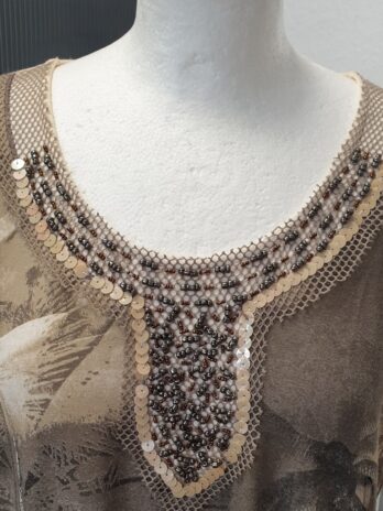 Shirt “ BIBA “ Größe 42 in Beige/Schlamm/Pailletten