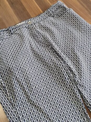 Hose “ Betty Barclay “ Größe 42 in Blau/Weiß gemustert