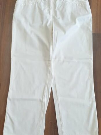 Hose “ Brax “ Größe 36 in Weiß 7/8 Länge