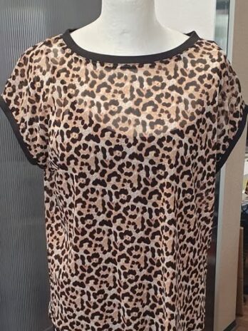 Shirt “ Comma “ Größe 36 in Animalprint