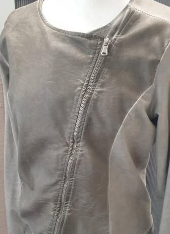 Jacke “ Risskio “ Größe 36/38 in Schlamm