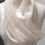 Schal “ No Name “ in Offwhite/100% Seide