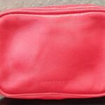 Tascherl “ Coccinelle “ in Rot/Leder Maße Breite ca 14cm Höhe ca 10cm