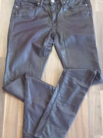 Jeans “ Tommy Hilfiger “ Größe 36 in Beere