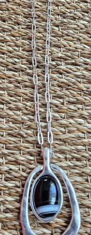Kette “ Lesli “ in Silber/Schwarz