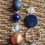 Kette “ Bijou Brigitte “ in Hellblau/Dunkelblau/Kugeln