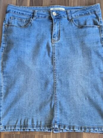Jeansrock “ Fionina “ Größe 42 in Blau
