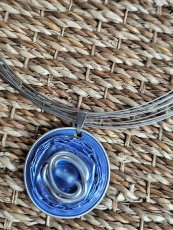 Kette “ Handmade “ in Silber/Blau