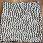 Rock “ Montego “ Größe 42 elastischer Bund in Schwarz/Weiß gemustert