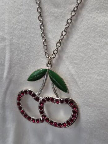 Kette “ Bijou Brigitte “ in Silber/Rot/Grün/Kirschen