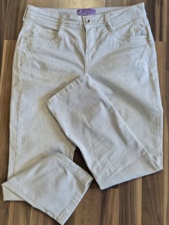 Jeans “ Street One “ Größe 36 in Weiß/Khaki gestreift
