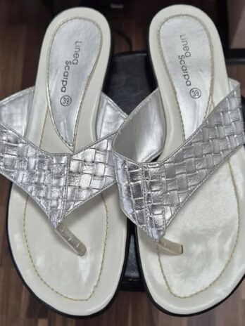 Flip-Flops “ Linea Scarpa “ Größe 39 in Silber