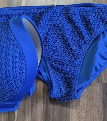 Bikini “ Triumph “ Größe 40/42 in Blitzblau