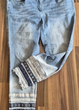 Jeans “ Amy Vermont “ Größe 46 in Blau/Borte