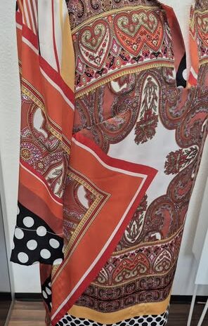 Kleid “ Best Connections “ Größe 36 in Orange/Gelb/Schwarz/Weiß gemustert