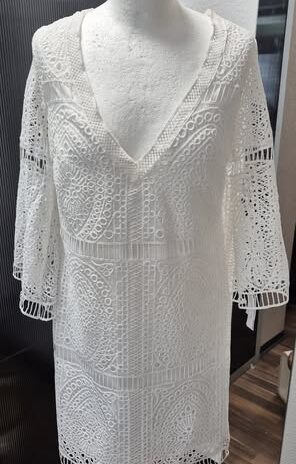 Kleid “ Made in Italy “ Größe M in Weiß/Spitze NEU!
