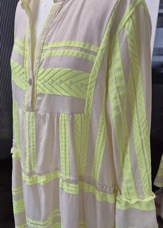 Kleid “ Made in Italy “ Größe 42/44 in Beige/Neongrün 95% Baumwolle