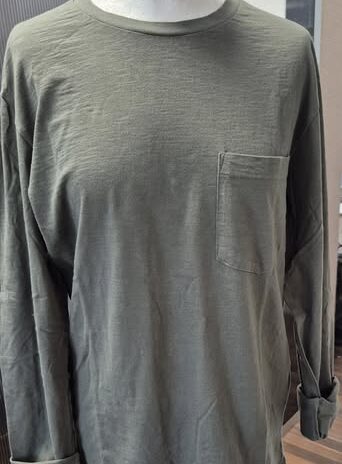 Herrenshirt “ About You “ Größe M in Oliv