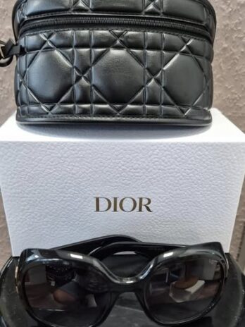 Sonnenbrille mit Etui “ DIOR “ in Schwarz