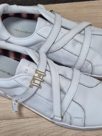 Sneakers “ Tommy Hilfiger “ Größe 39 in Weiß
