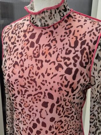Shirt “ Sportalm By Ulli Ehrlich “ Größe 36 in Pink/Animalprint