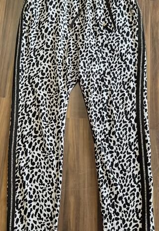 JoggPants “ Liu-Jo “ Größe S/M in Schwarz/Weiß gemustert elastischer Bund