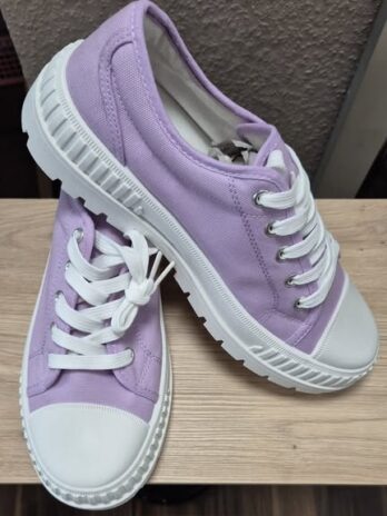 Sneakers “ Victory “ Größe 41 in Flieder NEU!