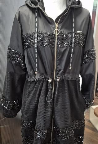 Parka mit Kapuze “ Liu-Jo “ Größe 38 in Schwarz/Pailletten