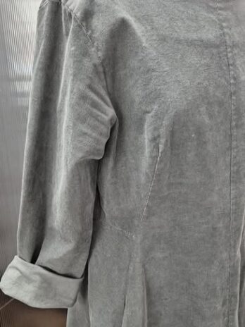 Cordsamtkleid “ Made in Italy “ Größe L in Anthrazitgrau