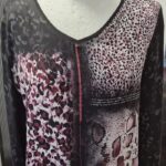Shirt “ Comma “ Größe 36 in Schwarz/Grau/Weinrot Animalprint gemustert