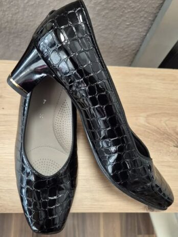 Pumps “ ARA “ Größe 41 (7H) in Schwarz/Lackleder