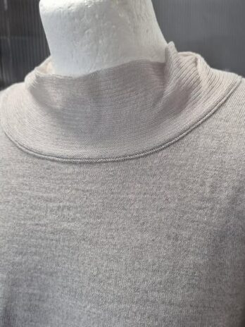Pulli “ Glenfield “ Größe 36 in Taupe 80% Wolle 18% Viscose