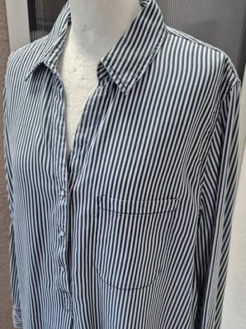 Bluse “ S. Oliver “ Größe 44 in Blau/Weiß gestreift