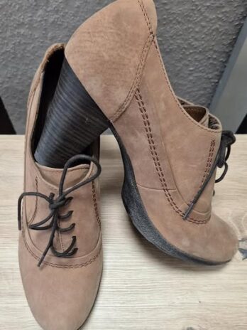 Ancle-Boots “ Lazzarini “ Größe 40 in Camel