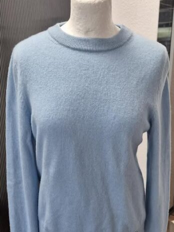 Pulli “ Comma “ Größe 36/38 in Hellblau 90% Wolle 10% Cashmere