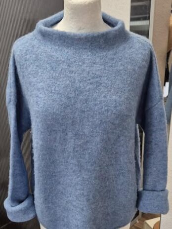 Pulli “ Better Rich “ Größe 38 in Hellblau 35% Wolle