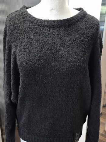 Pulli “ Zhrill “ Größe 38 in Schwarz